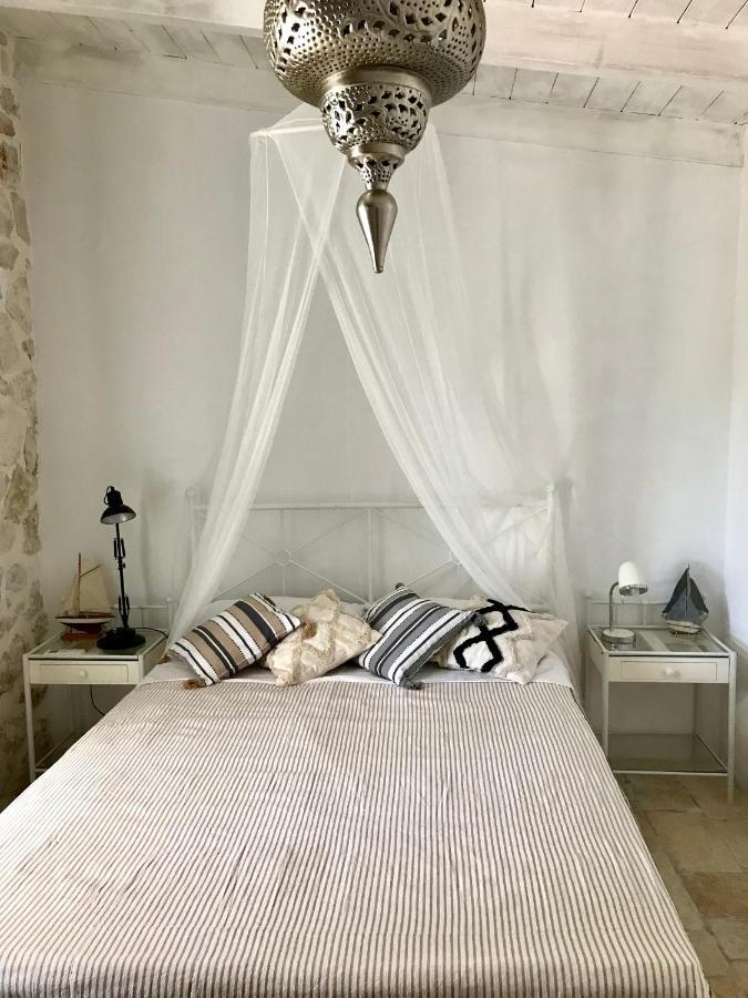 Amygdalo Spiti Villa อายิโอสนิโกลาโอส ภายนอก รูปภาพ