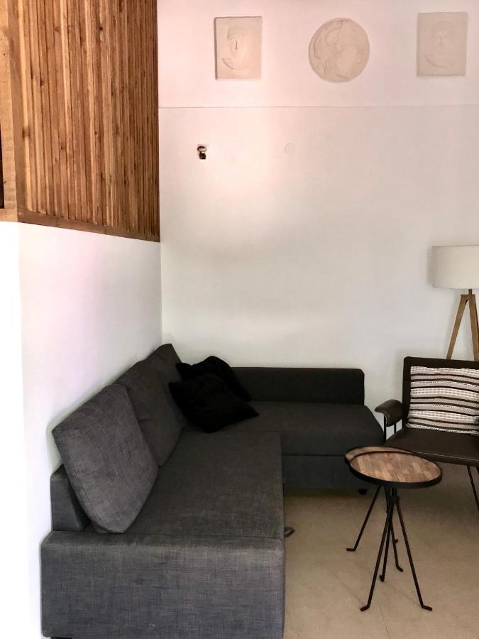 Amygdalo Spiti Villa อายิโอสนิโกลาโอส ภายนอก รูปภาพ