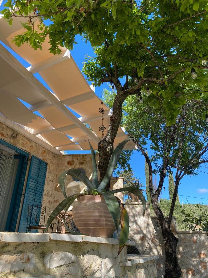 Amygdalo Spiti Villa อายิโอสนิโกลาโอส ภายนอก รูปภาพ