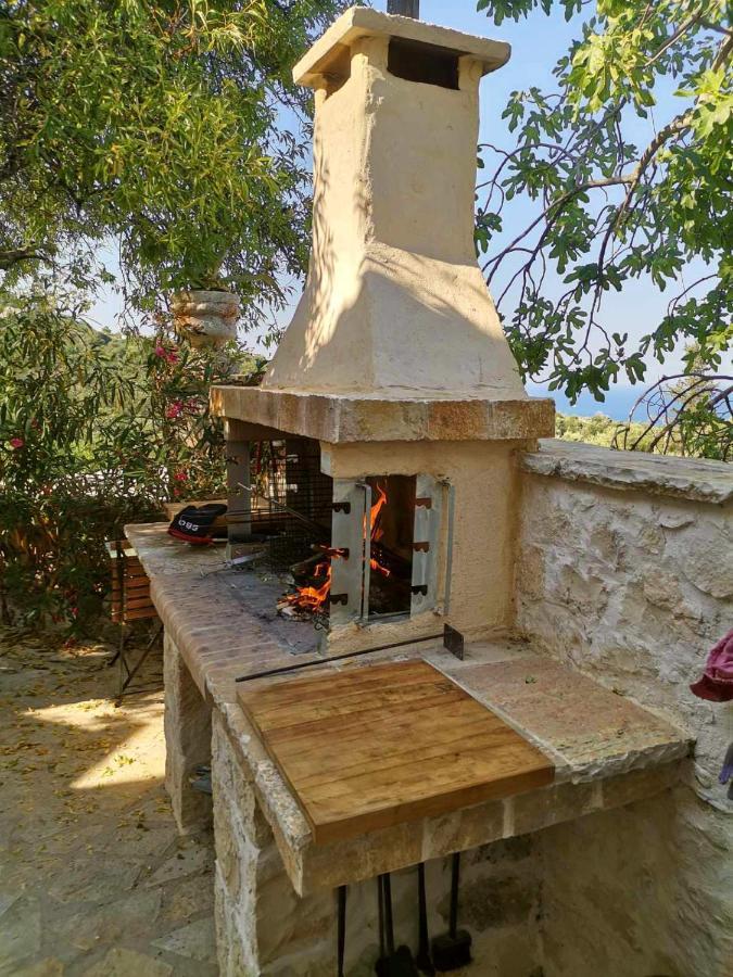 Amygdalo Spiti Villa อายิโอสนิโกลาโอส ภายนอก รูปภาพ